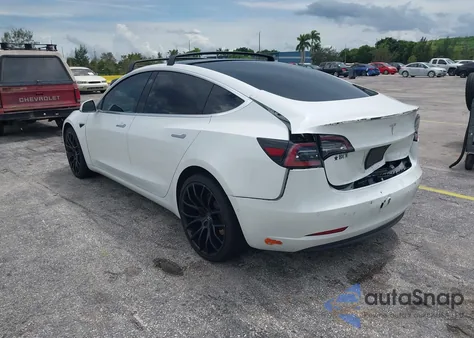 2019 Tesla Model 3 Long Range/Mid Range/Standard Range/Standard Range Plus из США, поврежденный, VIN 5YJ3E1EA3KF401701